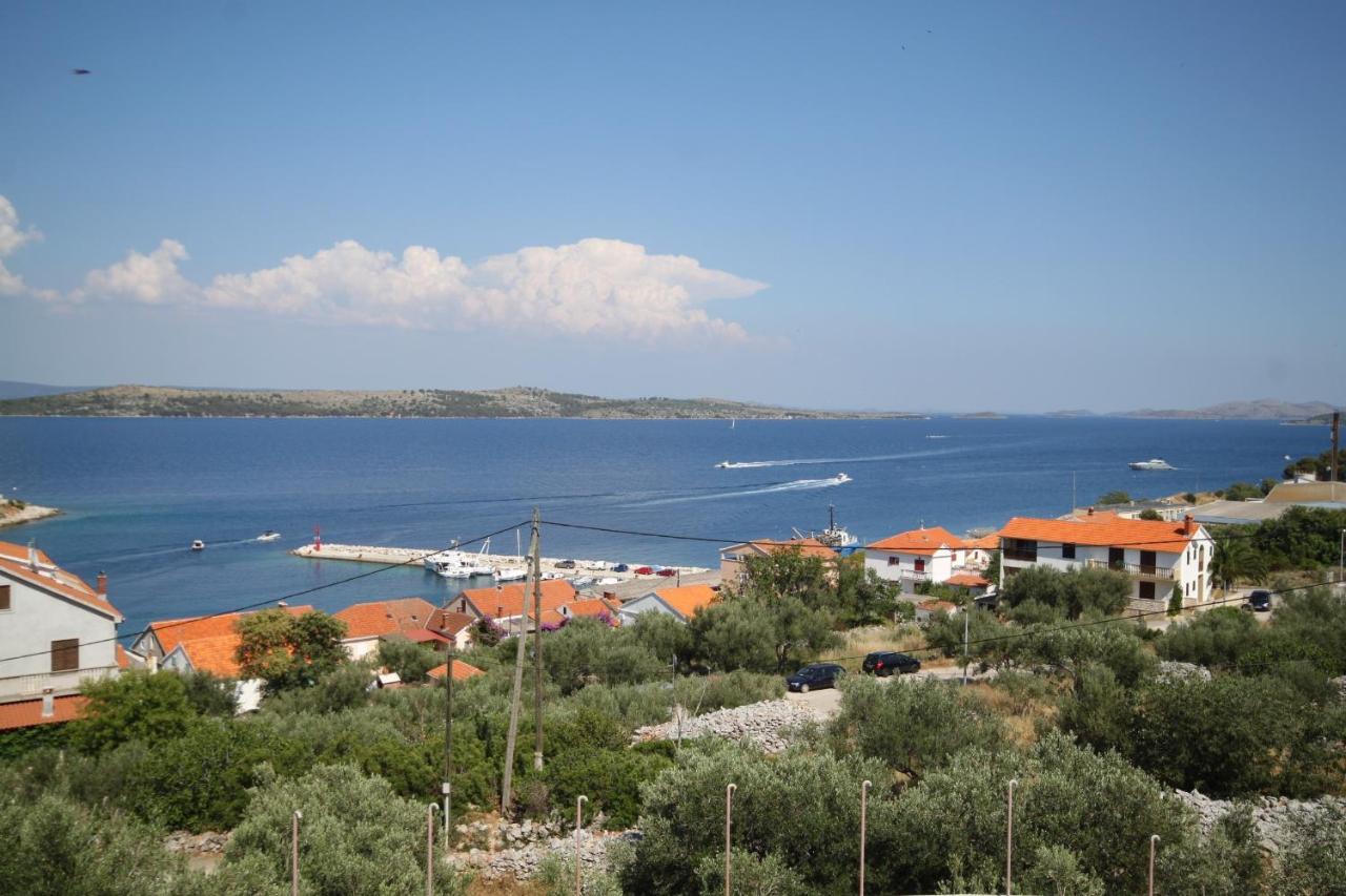 Apartments With A Parking Space Sali, Dugi Otok - 8152 Exterior foto